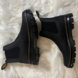 Doc Martens Chelsea Boot, size 9